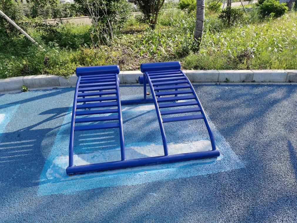 三角镇镇文化广场